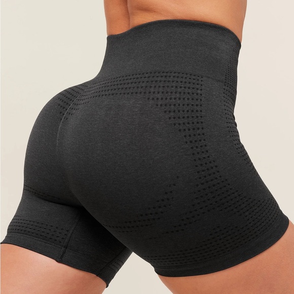 Gymshark Vital Shorts - Picture 2 of 6